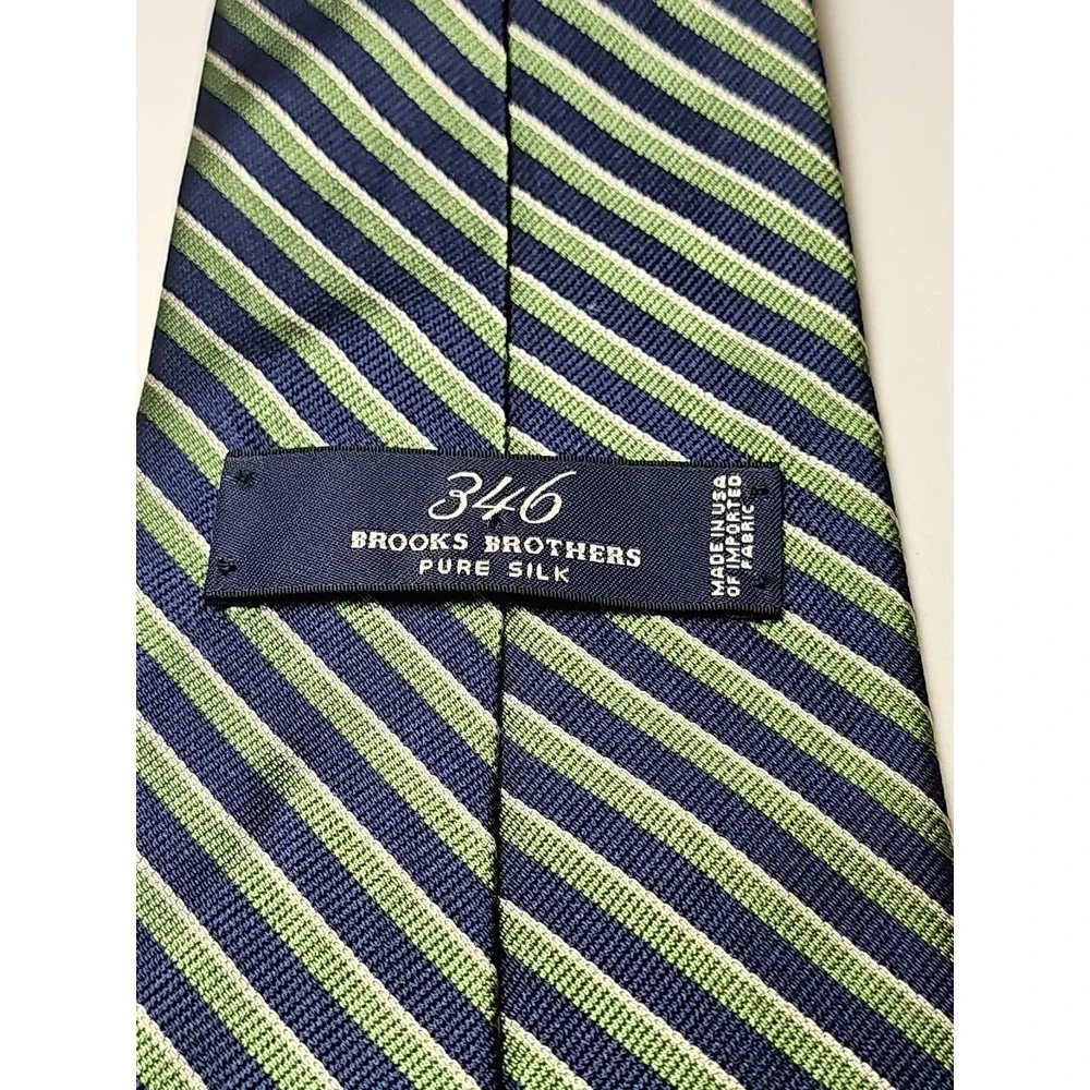 Brooks Brothers 346 Men's Necktie Pure Silk Multicolor‎ Stripe
